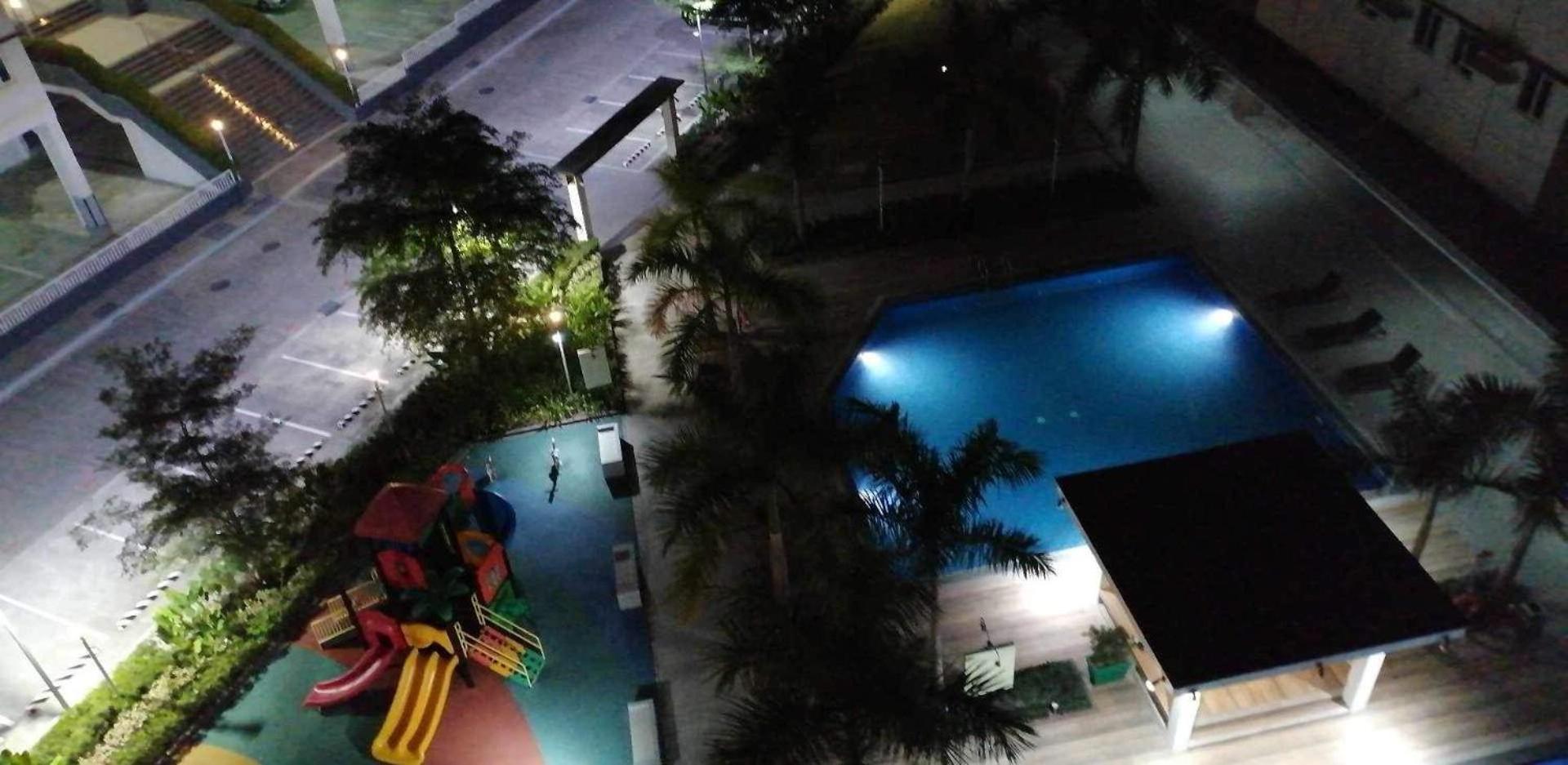 J & F Homestay - Cavite, Philippines Trece Martires Eksteriør billede