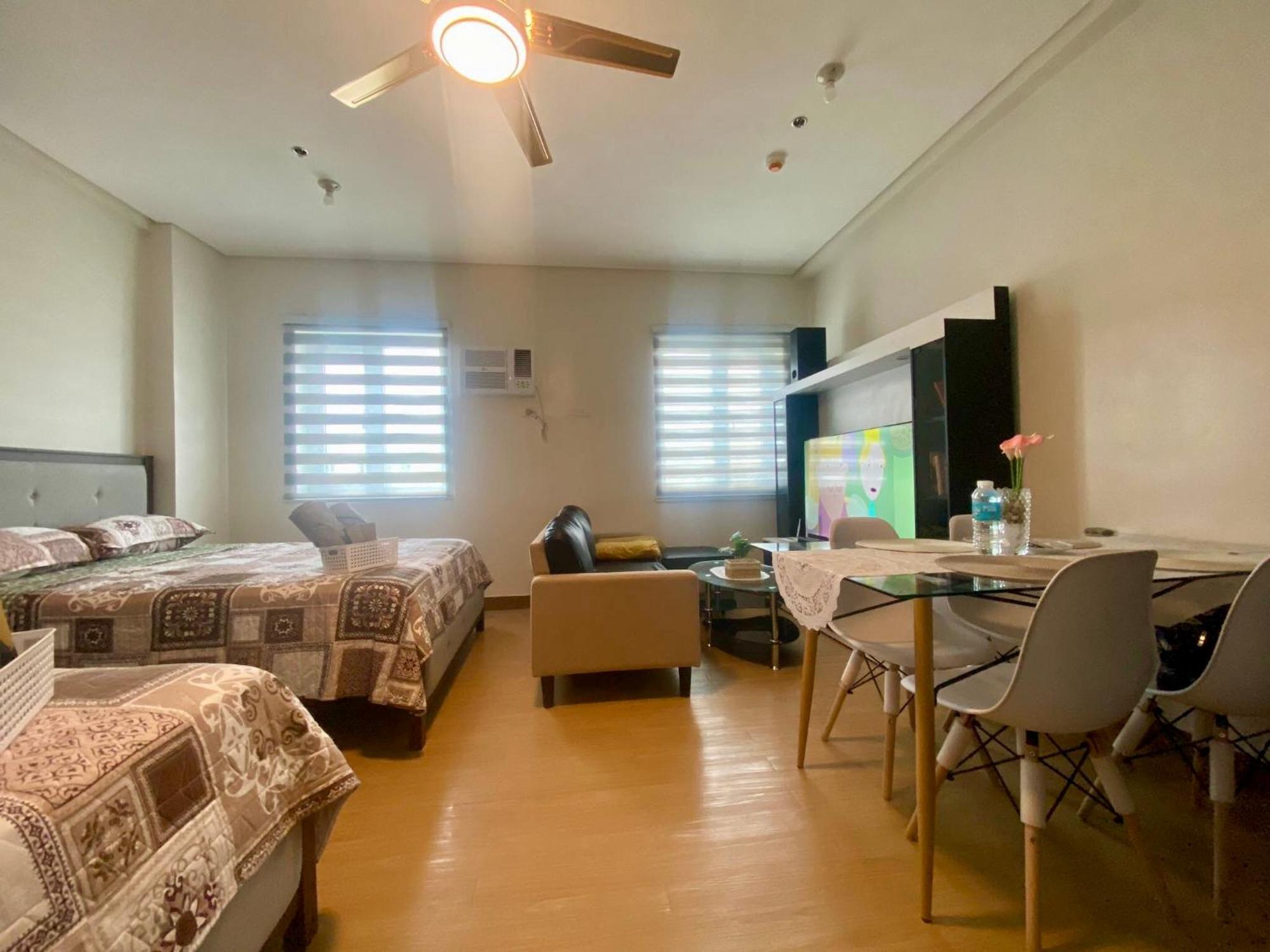 J & F Homestay - Cavite, Philippines Trece Martires Eksteriør billede